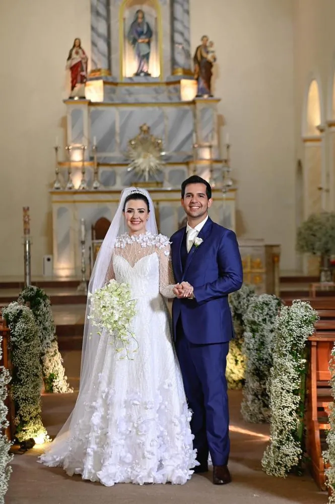 A Força da Notícia – Destaque da Semana: Casamento da advogada Maria Marta Lustosa e o médico geriatra Lucas da Silveira Terto 