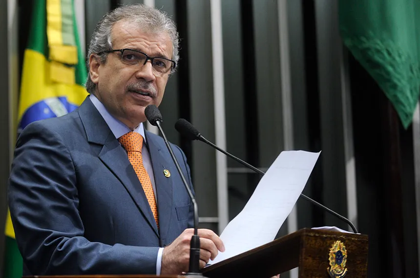 João Vicente Claudino desiste de sua pré-candidatura a Prefeito de Teresina