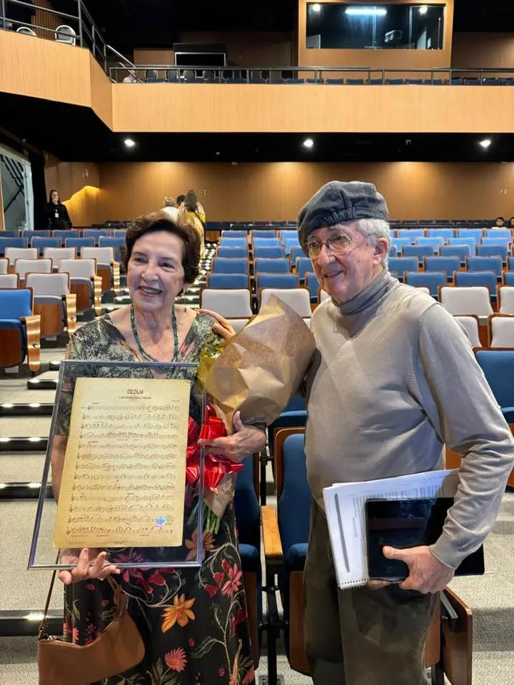 A Força da Notícia destaca: Professora Cecília Mendes é homenageada em Concerto