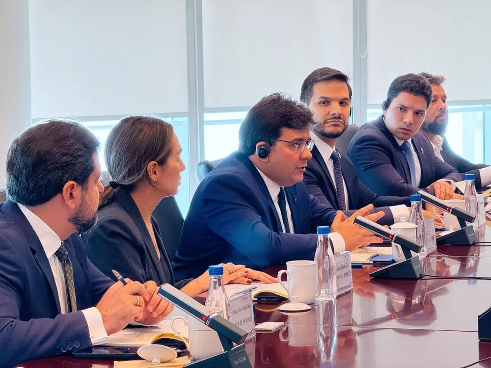 Governador apresenta projeto da Intermodal do Vale do Parnaíba e discute parcerias com duas das maiores empresas chinesas