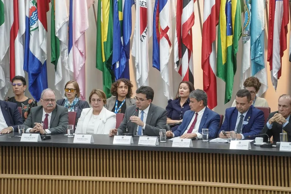 Rafael destaca importância de unir esforços para fortalecer políticas sociais no encontro com prefeitos eleitos em Brasília