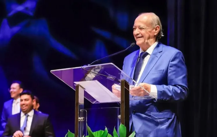 Silvio Mendes assume Prefeitura de Teresina para o terceiro mandato