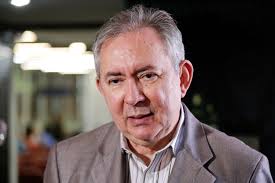 João Henrique desiste da pré-candidatura ao Governo do Piauí e irá coordenar campanha nacional do MDB
