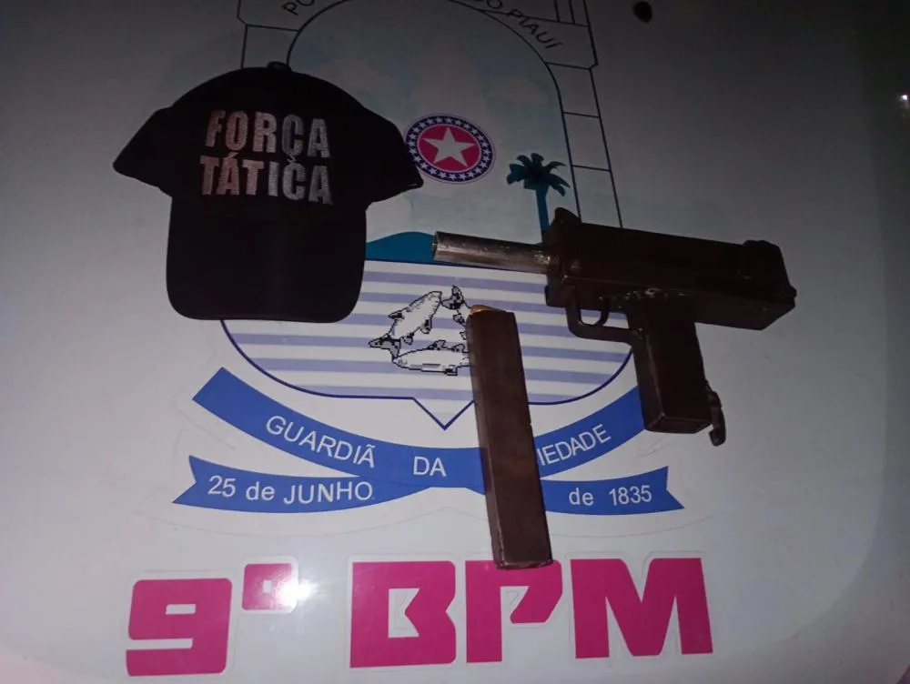 Adolescente é apreendido pela PMPI com submetralhadora artesanal na zona norte de Teresina