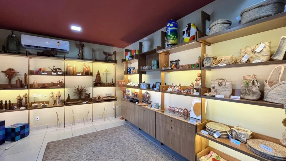 Artesanato piauiense marca presença no Piauí Moda Outlet com desfile autoral e espaço da Casa do Artesão