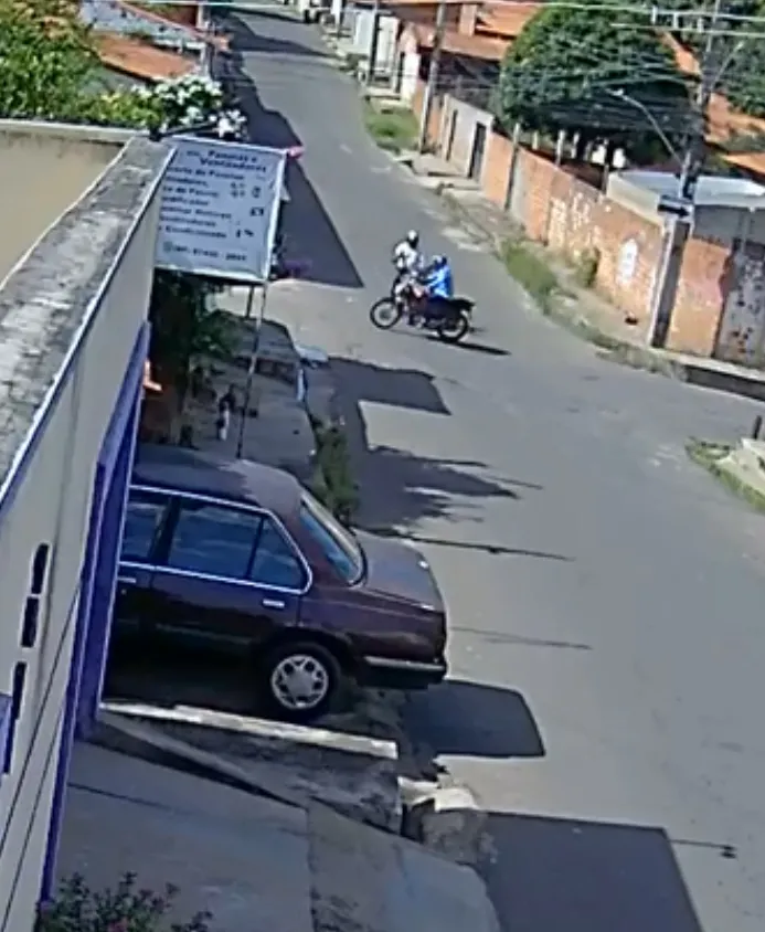 Colisão entre motocicletas deixa homem ferido na região da Pedra Mole, zona Leste de Teresina