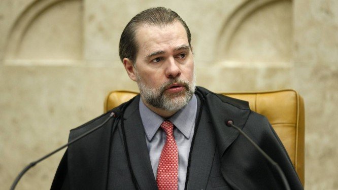 Toffoli derruba decisão que mandou soltar presos em 2ª instância