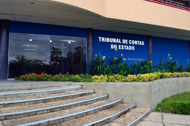 Tribunal de Contas do Piauí determina o bloqueio de contas de prefeituras