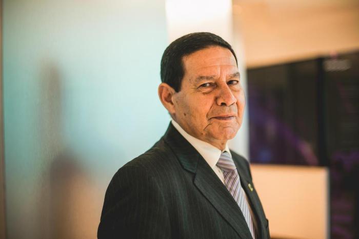 Agenda de Mourão em viagem aos EUA incomoda aliados de Bolsonaro