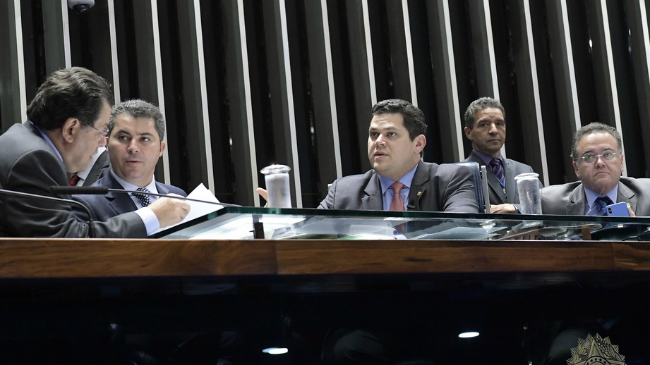 Senado aprova PEC do Orçamento Impositivo; texto volta para Câmara