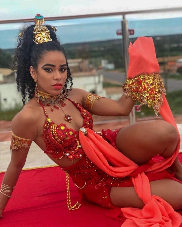 Elana, do ‘BBB19’, estreia como atriz em encenação da Paixão de Cristo em Bom Jesus