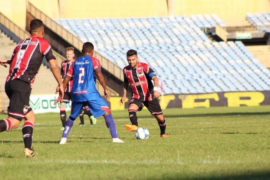 Galo Carijó faz a lição de casa e estreia com vitória na Série D