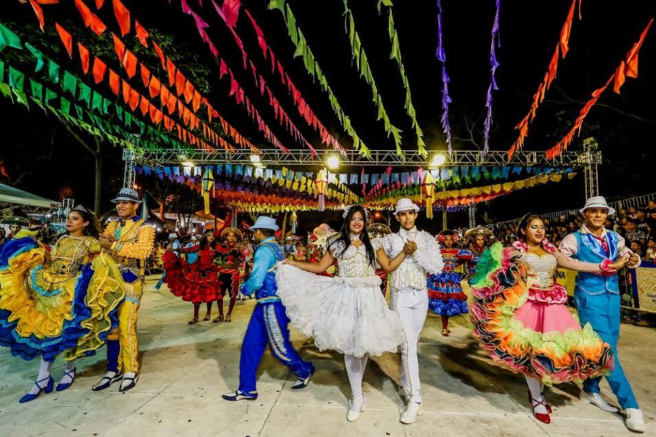 Juninas profissionais se preparam para 25º Festival de Quadrilhas da Cidade Junina