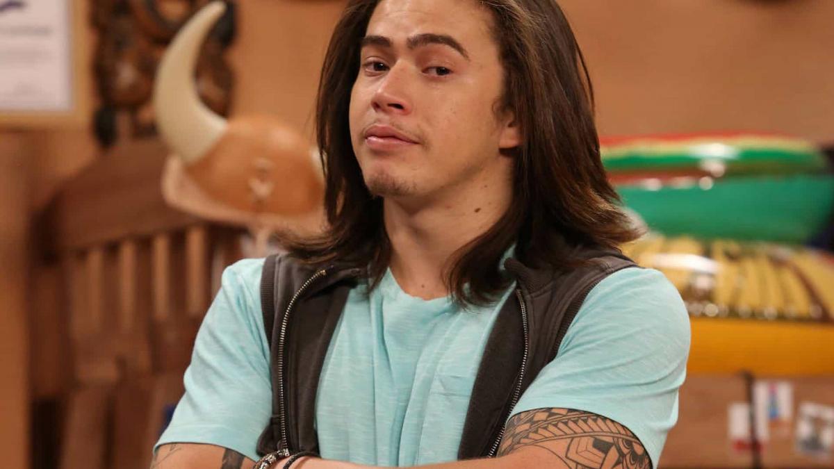 Comediante e youtuber Whindersson Nunes faz doação à fã para pagamento de divida