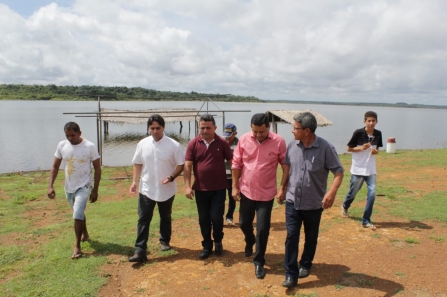 Deputado Flávio Júnior visita Balneário Corredores em Campo Maior