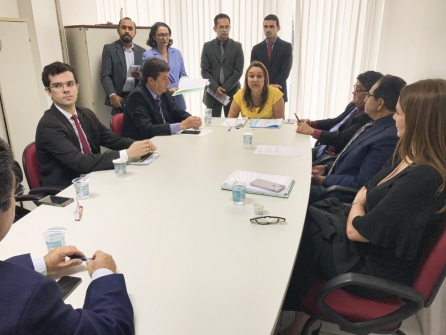 Comissão da Mulher aprova Salve Maria como política de Estado