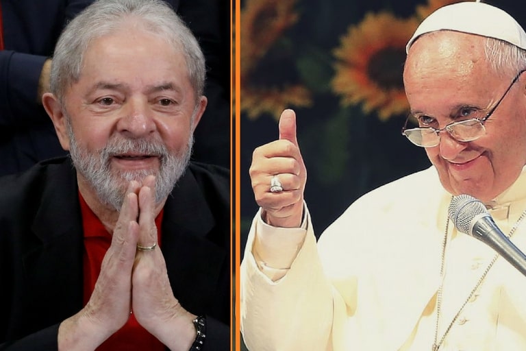 Lula divulga carta em que Papa Francisco lamenta perdas familiares e pede coragem para o petista 'não desanimar'