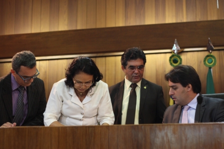 Governo pede autorização da Alepi para cessão de imóveis do Estado