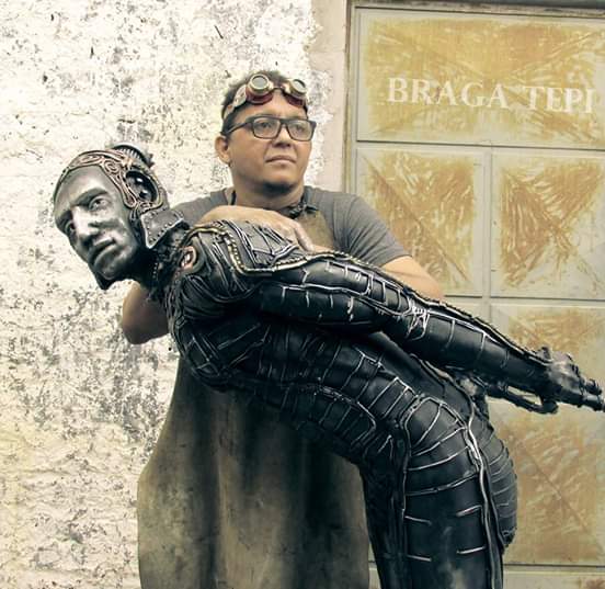 Braga Tepi, o artista por trás dos troféus da Cidade Junina