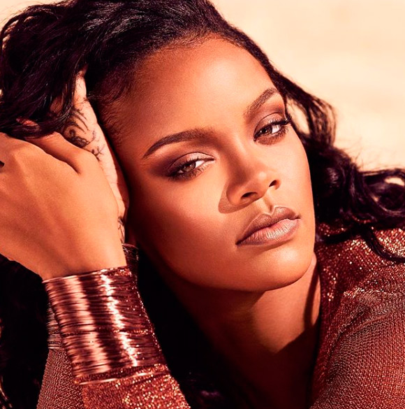 Rihanna é a artista feminina da música mais rica do mundo, diz Forbes