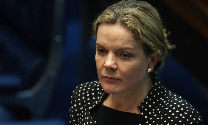 Com risco de Lula ser preso, PT faz reunião de emergência em SP