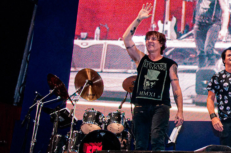 Morre o baterista da banda RPM aos 61 anos