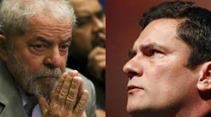Moro determina a prisão de Lula e dá prazo para ex-presidente se entregar