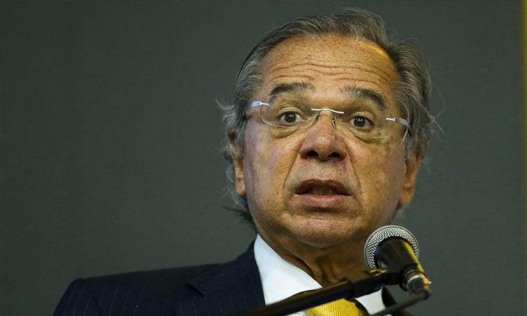 Ministro Paulo Guedes teve seu celular hackeado, diz assessoria