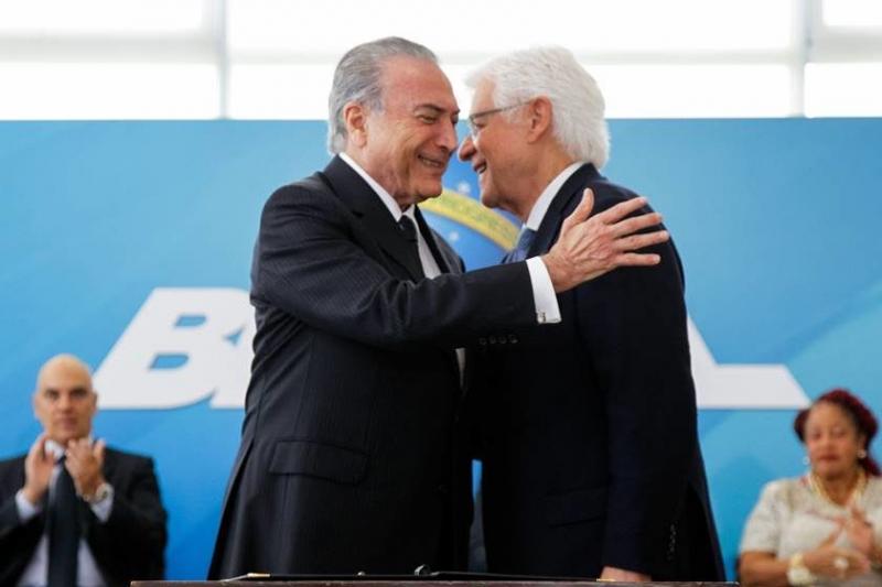Temer dá posse hoje a novos ministros