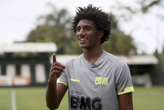 Vasco busca acordo com a CBF sobre caso Talles Magno