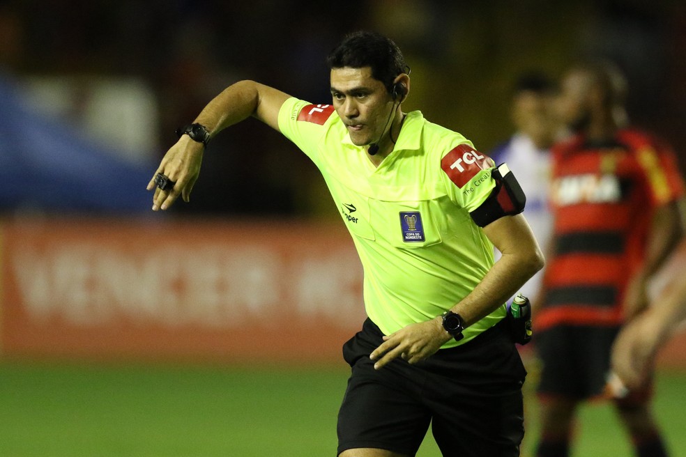 Federação de Futebol do Piauí divulga arbitragem para os jogos de estreia da Série B do Piauiense