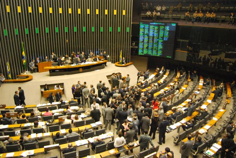 Câmara dos Deputados aprova lei que cria o Sistema Único de Segurança Pública e texto vai ao Senado