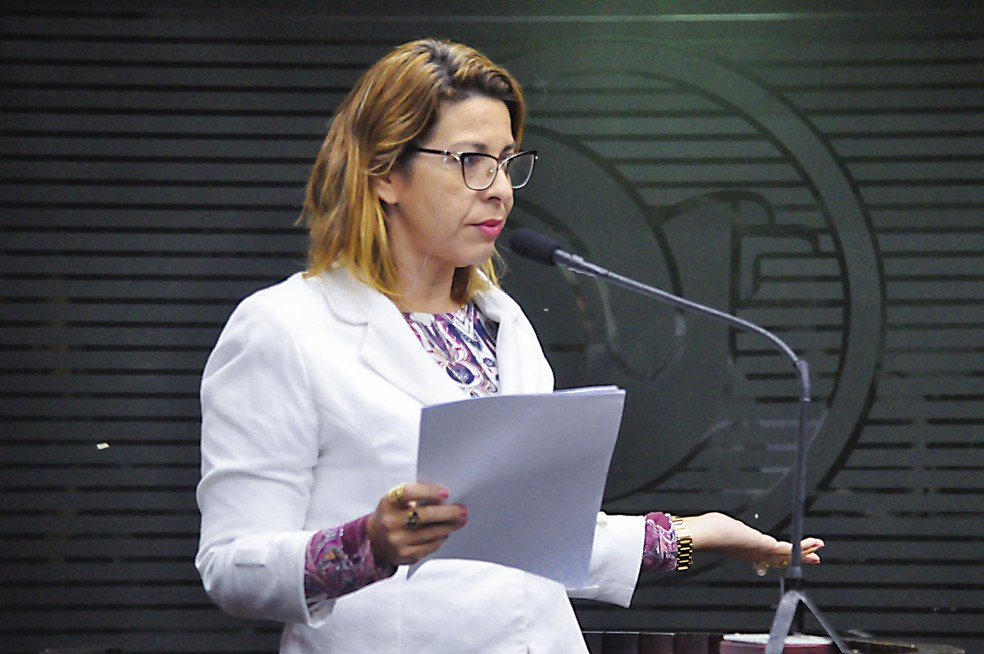 Comissão da Câmara Municipal de João Pessoa aprova proibição de trans em times distintos de seus sexos biológicos