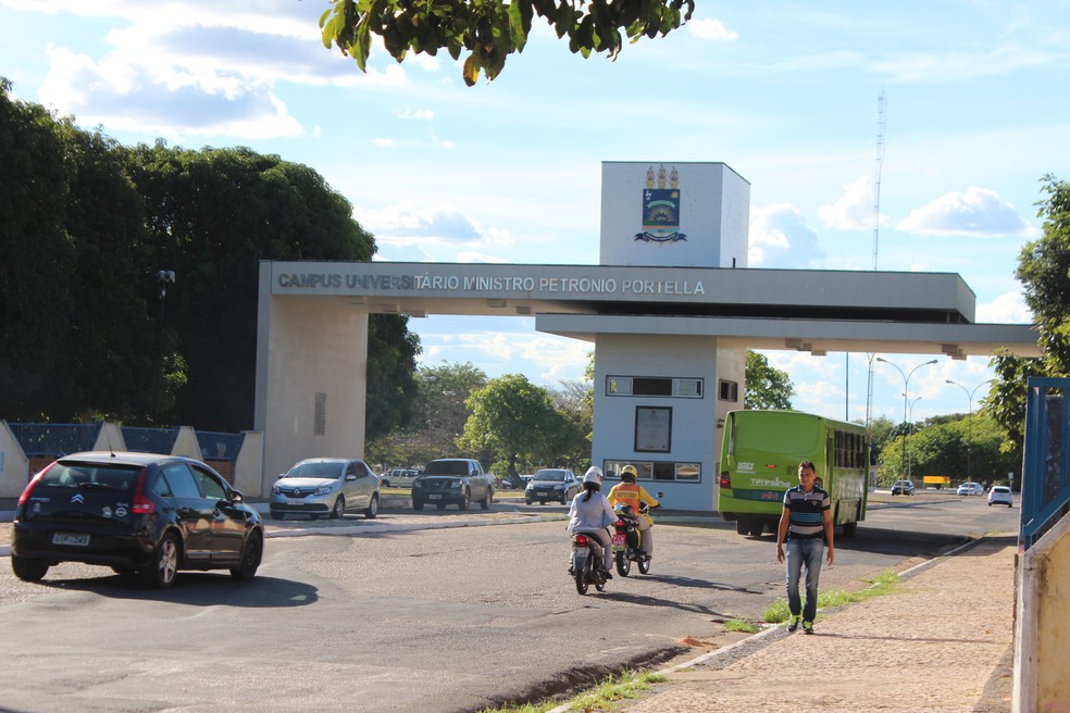Universidade Federal do Piauí divulga edital para concurso público para docentes do magistério superior