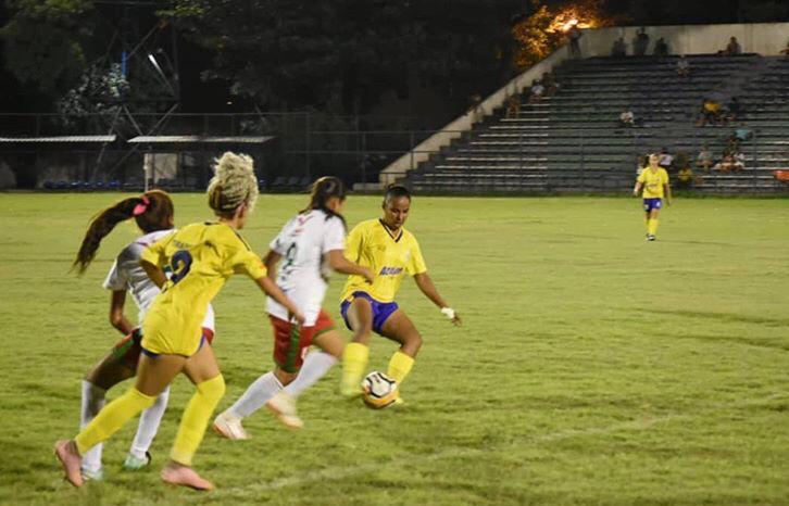 Tiradentes goleia Skill Red por 7 x 0 no Piauiense Feminino