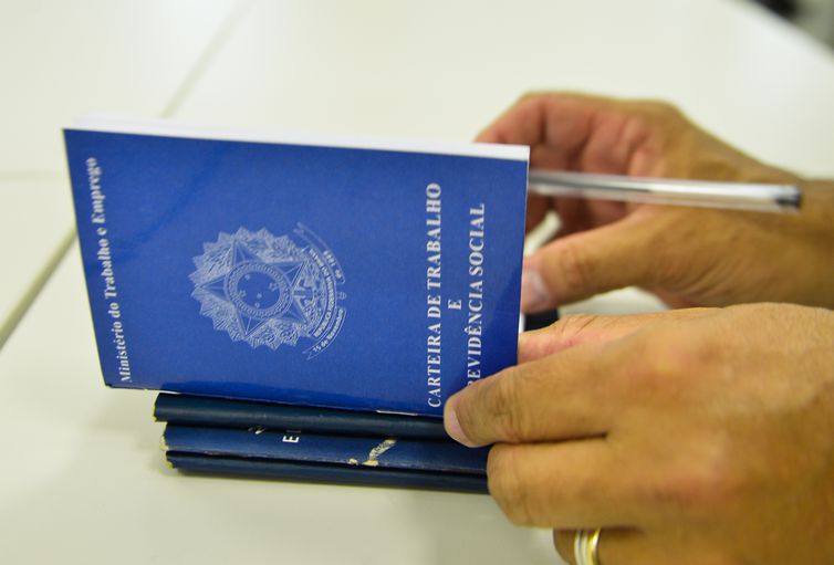 Governo adota medidas trabalhistas para período de calamidade pública