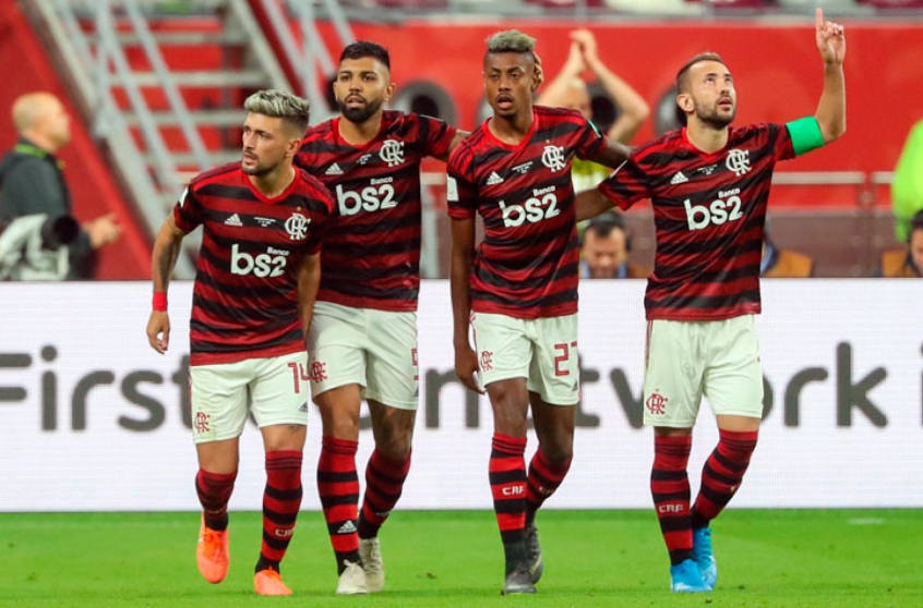 De olho na liderança Flamengo enfrenta o Goiás no Brasileirão