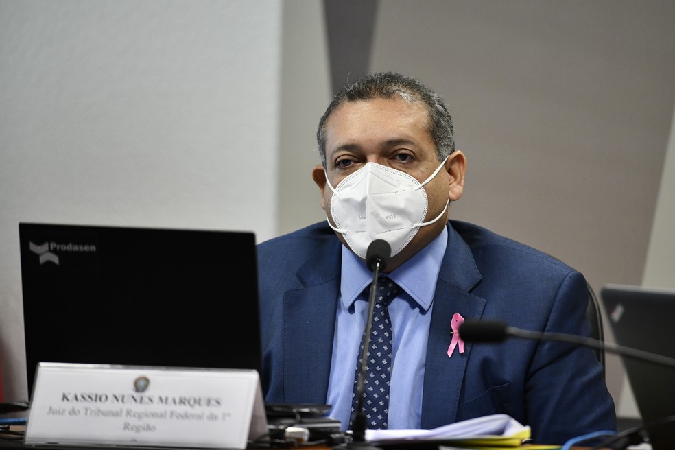 Plenário do Senado aprova indicação de Kassio Nunes Marques para o STF