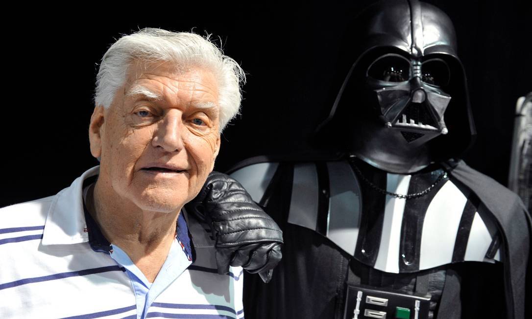 Aos 85 anos, morre o ator David Prowse, o Darth Vader de “Star Wars”