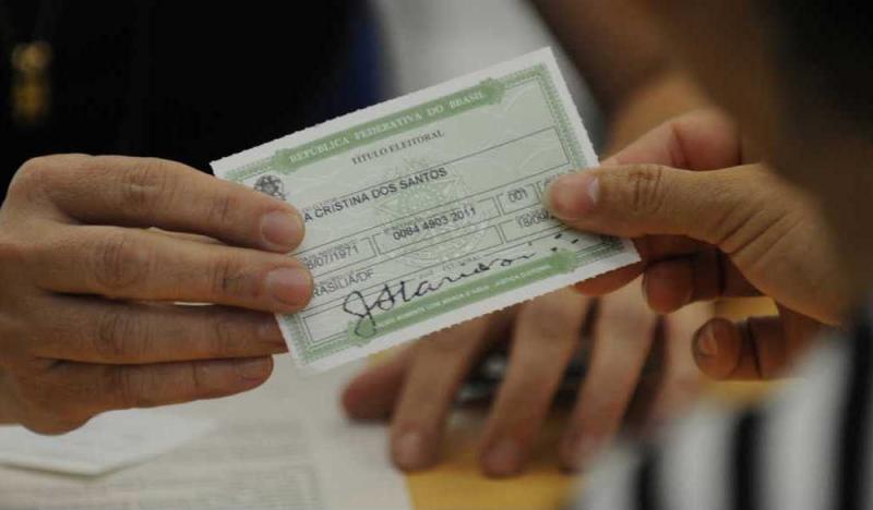 Prazo para regularizar título de eleitor termina amanhã