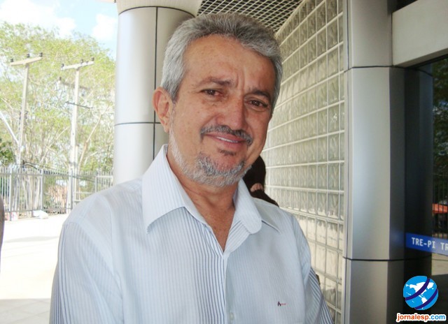 Prefeito eleito de Campo Maior tem os direitos políticos suspensos
