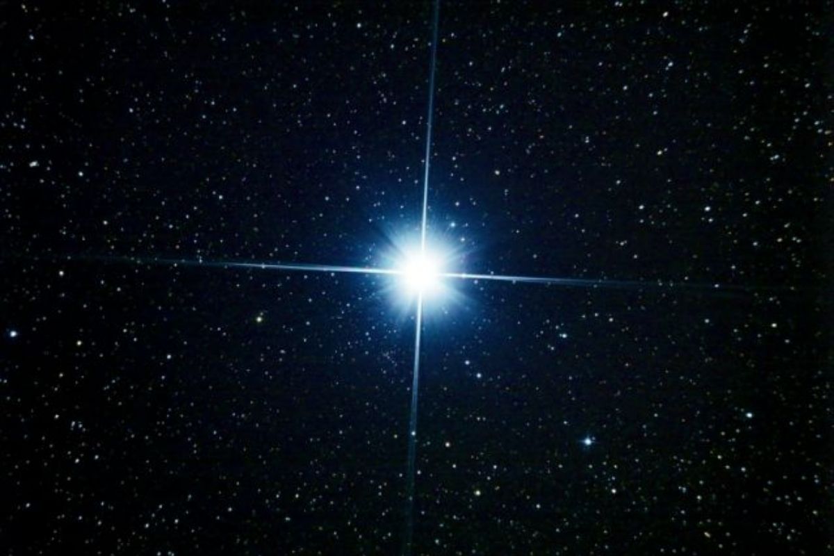 Após 800 anos, 'Estrela de Natal' poderá ser vista nesta segunda (21)